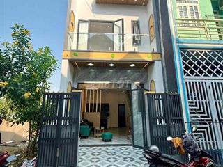Nhà mới đã hoàn công 4x11 hẻm xe hơi 1 tỷ050tr tại Long An