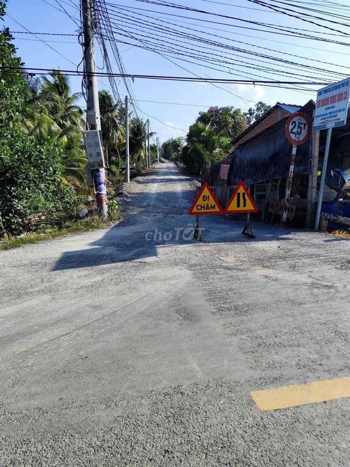 Chính Chủ 2107m 470m thổ cư, 2 mặt tiền vị trí đẹp,Xã Đức Hoà Tây Ninh