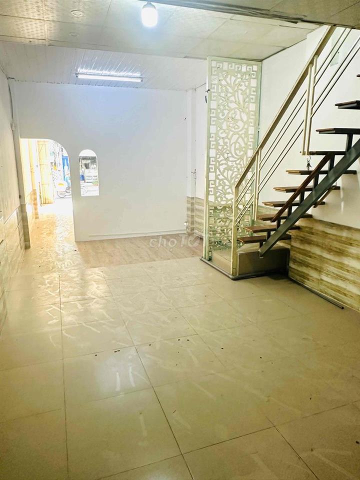 cần bán nhà mặt tiền Bình giã cách biển bãi sau 5 phút