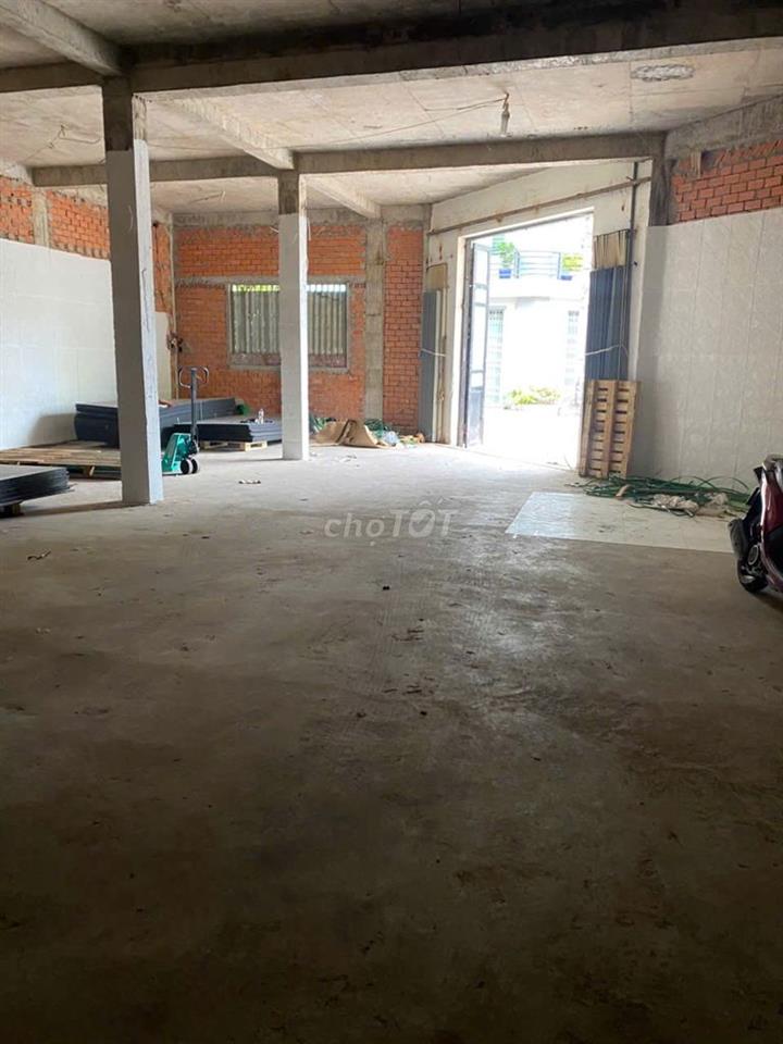 Cho thuê kho 150m2, khu đồi nhãn, Phướng 10 , Tp Vũng Tàu. 2,5tr