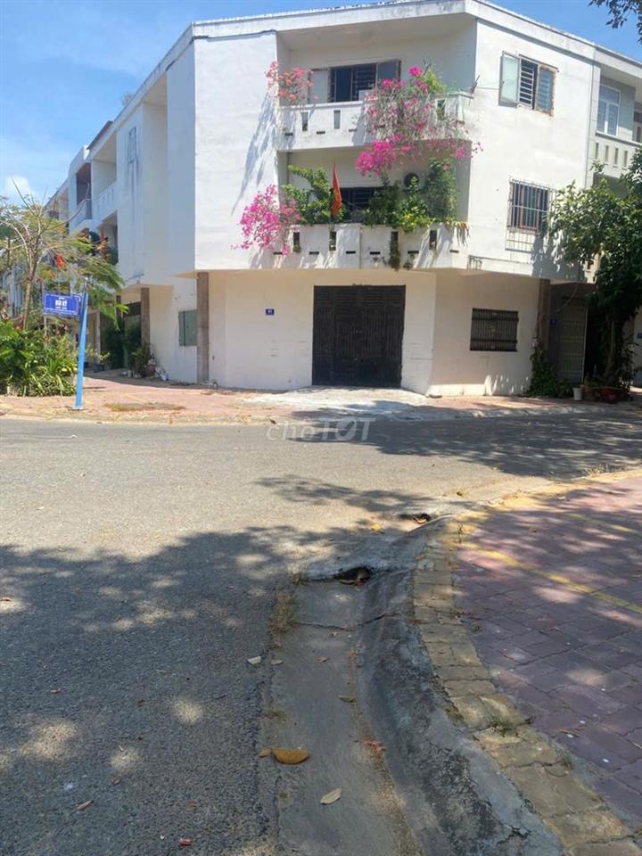 Cho thuê kho 150m2, khu đồi nhãn, Phướng 10 , Tp Vũng Tàu. 2,5tr