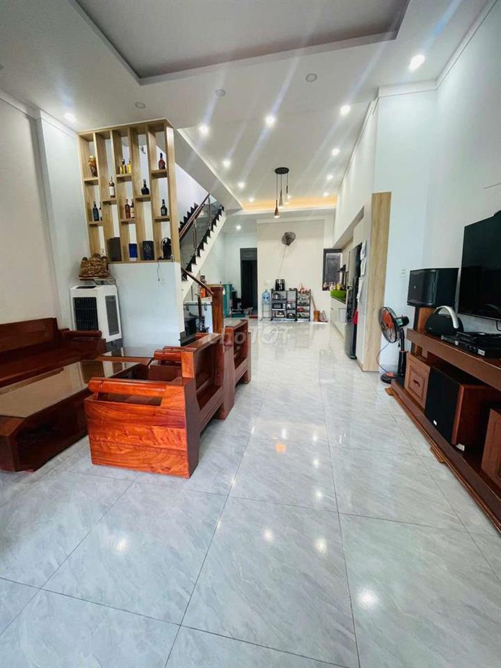 bán nhà hẻm 235 nguyễn văn cừ