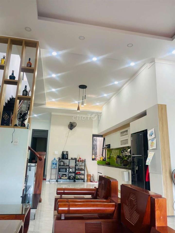 bán nhà hẻm 235 nguyễn văn cừ