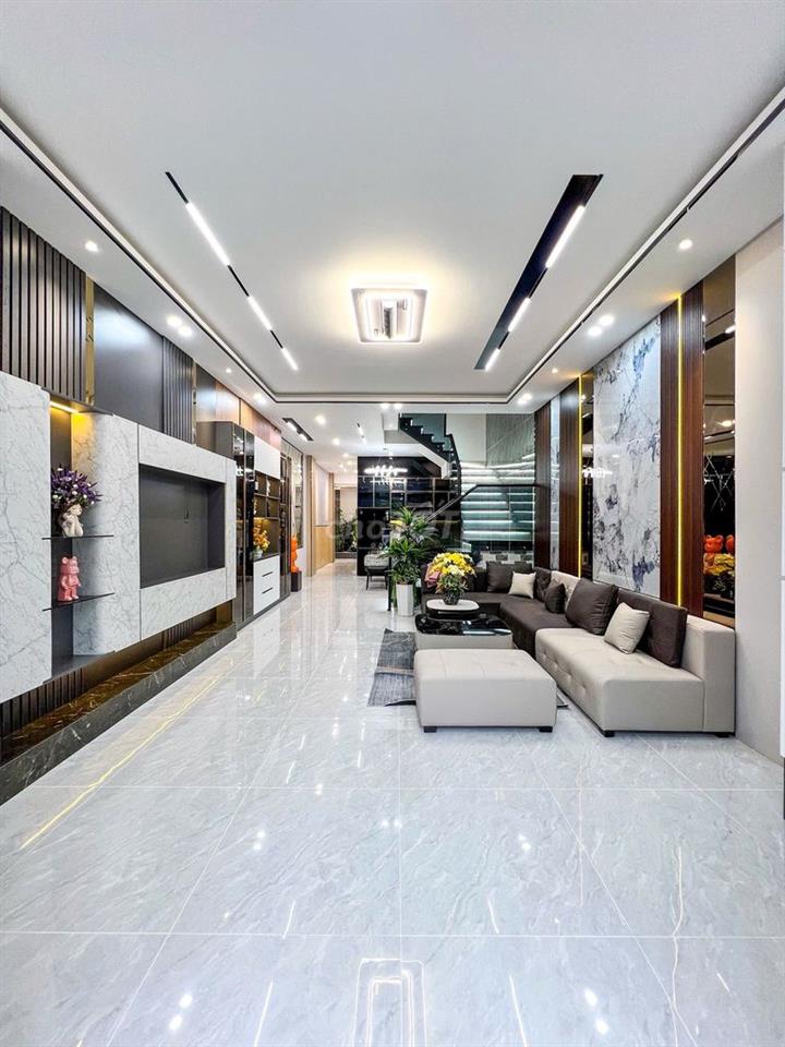 Bán nhà 1 trệt 2 lầu nội thất cao cấp, hiện đại ,KDC Hồng Loan