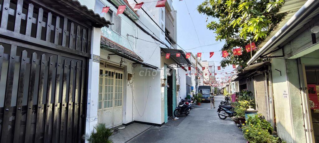 NHÀ MẶT TIỀN ĐƯỜNG HỒ VĂN LONG - 5,7 TỶ ĐỒNG