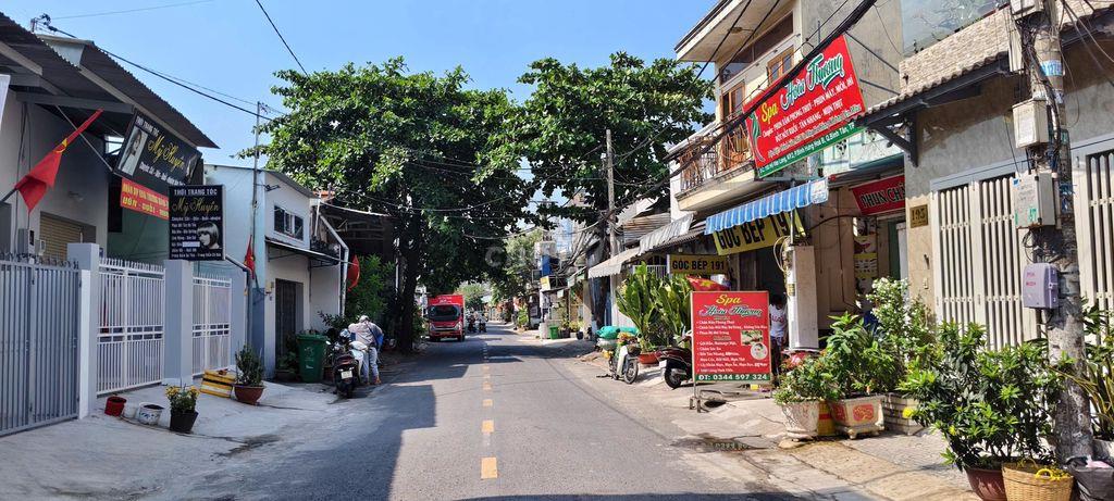 NHÀ MẶT TIỀN ĐƯỜNG HỒ VĂN LONG - 5,7 TỶ ĐỒNG
