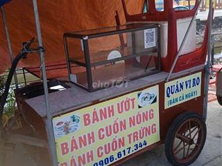 sang nhương kiot bán bánh cuốn nóng