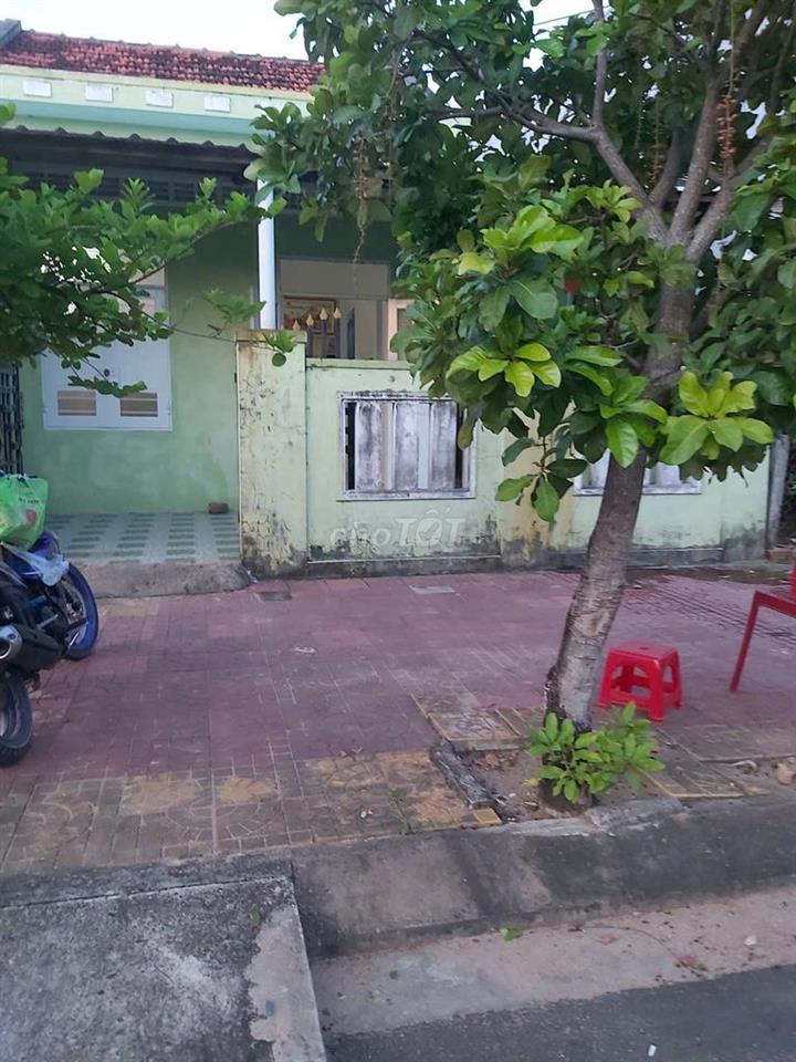 📍📍📍Chính chủ  Bán căn nhà nằm tái Định Cư phú lạc, mặt tiền đường 16m