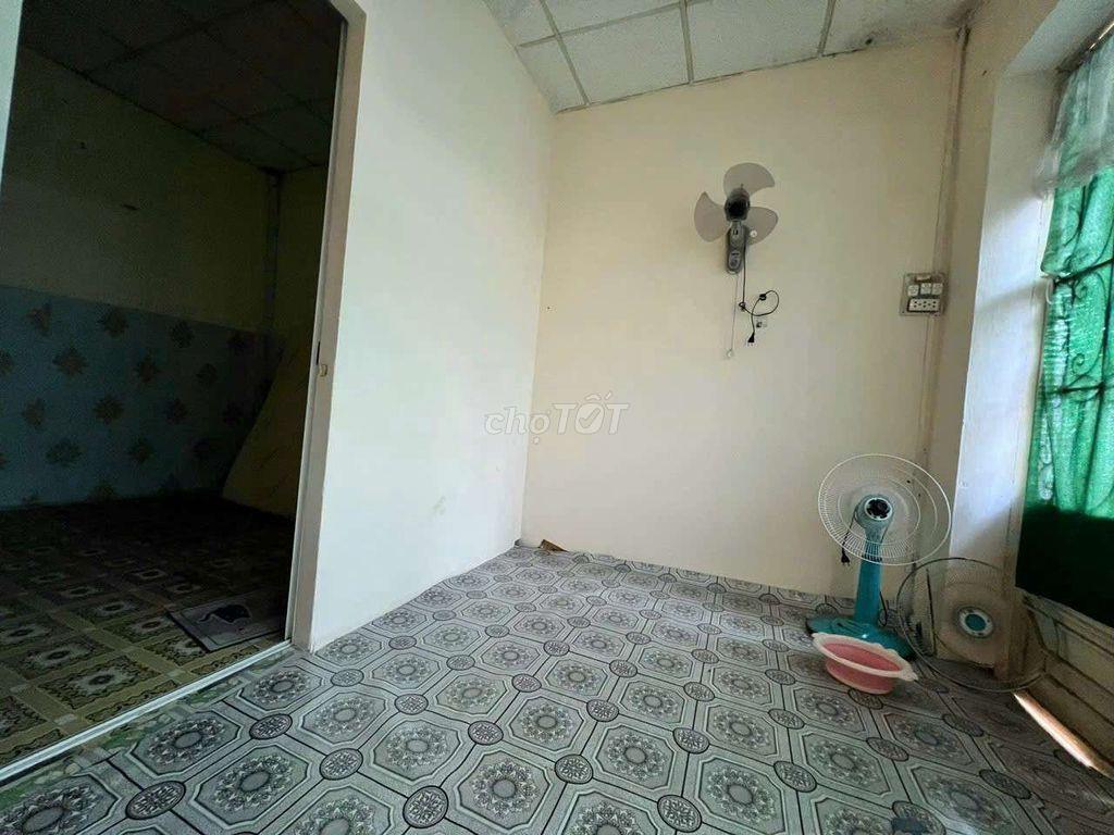 nhà trung tâm TP nở hậu 3pn 3wc hẽm ngắn 20 mét