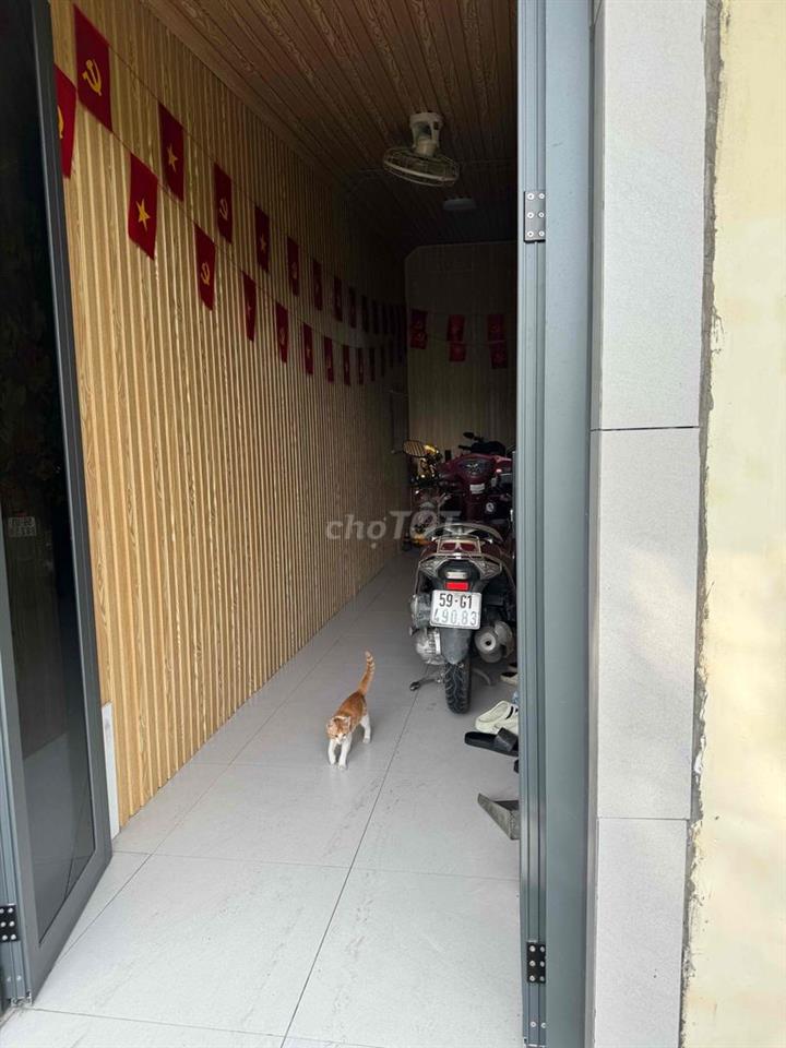 cần bán gấp nhà cấp 4 hẻm xe hơi phường hiệp thành rất nhiều tiện ích