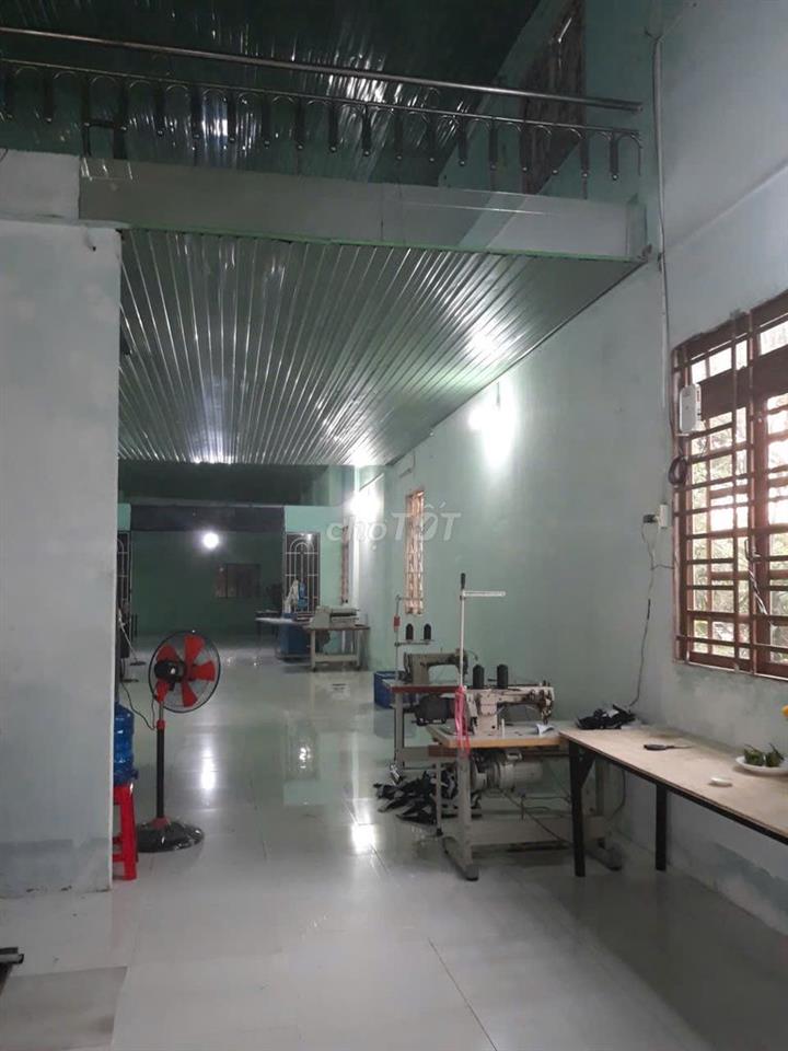 Cần bán gấp giá 6 tỷ còn thương lượng