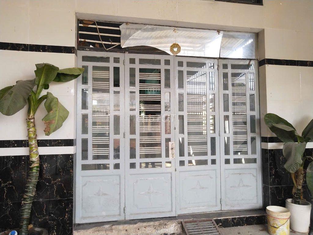 Cần bán gấp giá 6 tỷ còn thương lượng