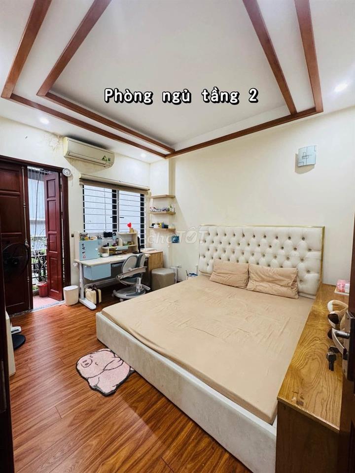 Bán nhà 4 tầng 1 tum Trương Định, 4 ngủ, 3WC, sân để xe máy, Bán Gấp