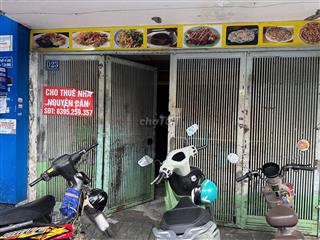 Mặt tiền phố ẩm thực Phú Lâm