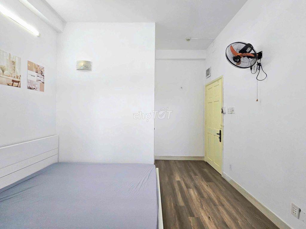 PENTHOUSE 1PN tách bếp