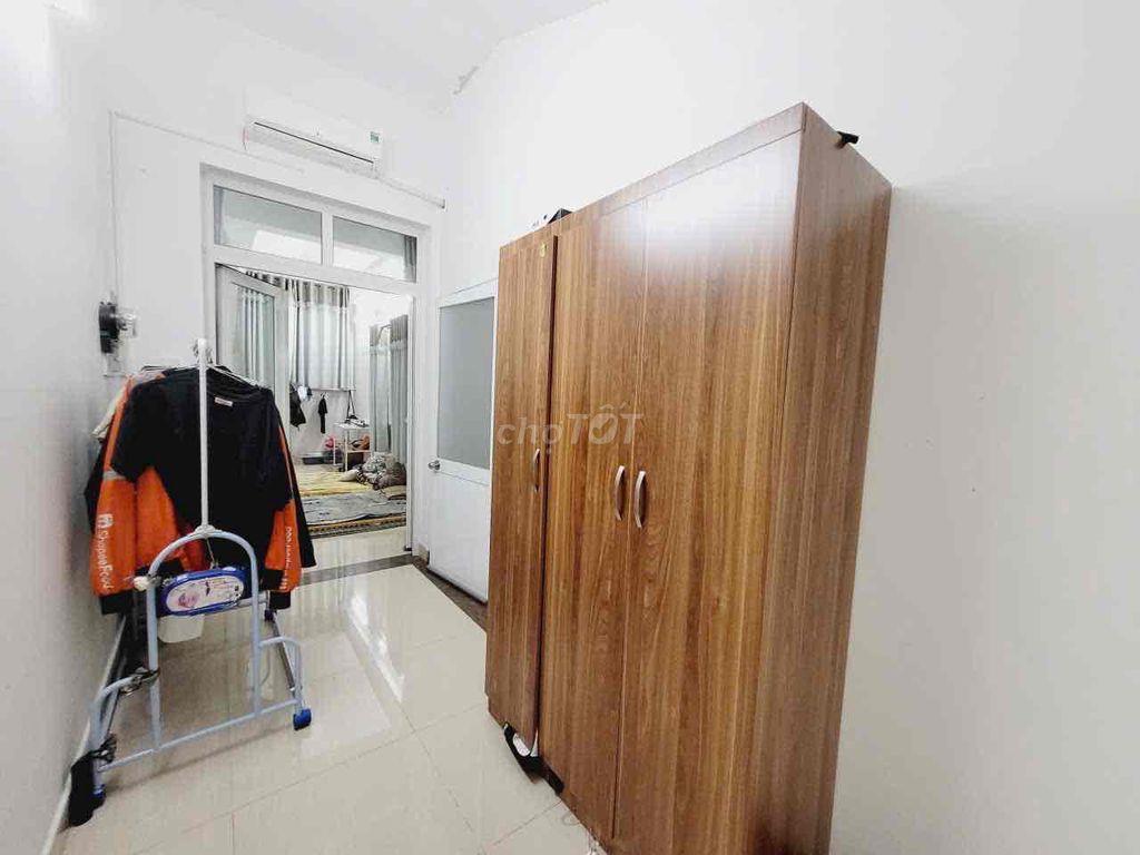 Cho thuê nguyên lầu 3 2 phòng ngủ giá 5 triệu