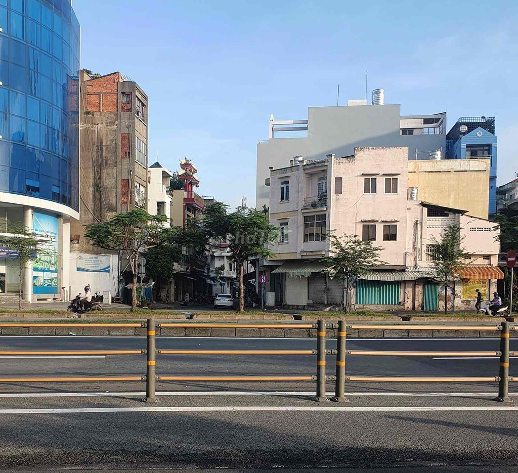 Bán nhà góc 2 mặt tiền võ văn kiệt và gò công q5