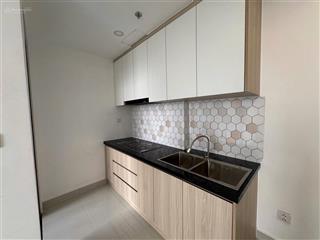 Cần bán căn 2pn2wc tầng cao, có nội thất.  0901 332 ***