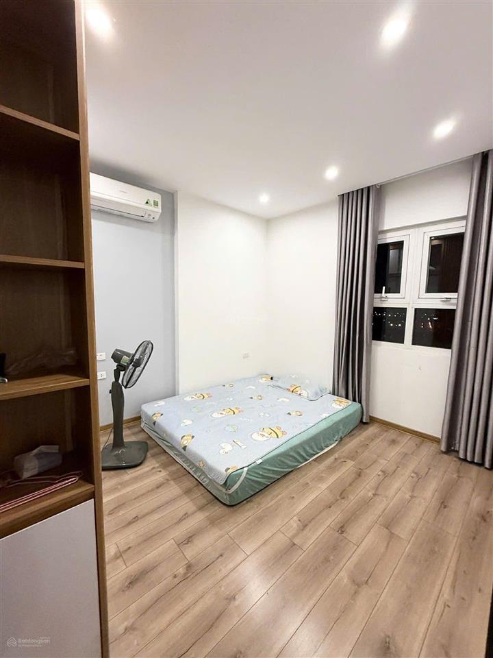 Cho thuê btlk văn quán, 85m2 5 tầng. đồ cơ bản. nhà đẹp. giá 18tr/th. 0907 833 ***
