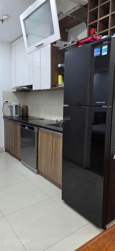 Cho thuê chung cư ct1 xa la 84m2, 2 phòng ngủ 1 vs. đồ cơ bản. 8tr/th. đầu tháng 9 ở. 0907 833 ***
