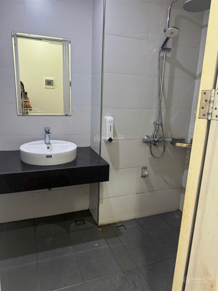 Cho thuê chung cư viện 103, 80m2, 2 ngủ 2 vs. nội thất đủ đẹp. ở ngay 11tr/th. 0907 833 ***