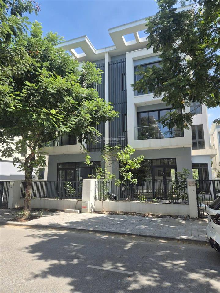 Cần bán gấp cắt lỗ hơn 10 tỷ để trả bank. biệt thự an quý villa  kđt dương nội 198m2  0989 325 ***
