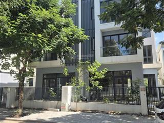 Cần bán gấp cắt lỗ hơn 10 tỷ để trả bank. biệt thự an quý villa  kđt dương nội 198m2  0989 325 ***