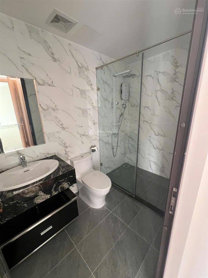Vung tau centre point giá tốt, giá 4.2 tỷ, diện tích 76m2, nhà trống, hướng đông nam, tầng trung