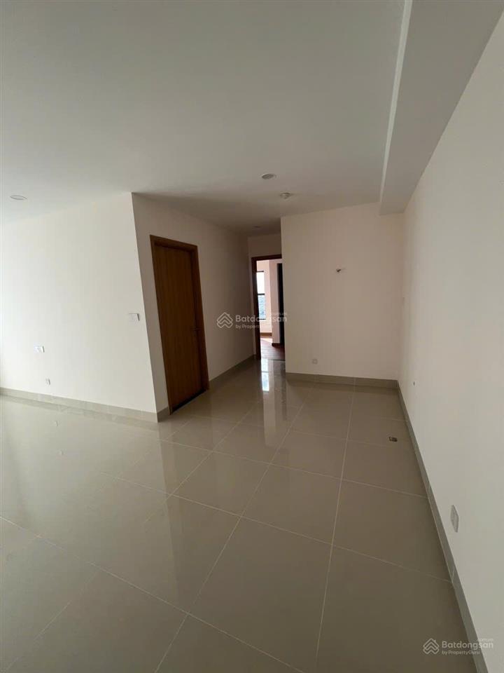 Vung tau centre point giá tốt, giá 4.2 tỷ, diện tích 76m2, nhà trống, hướng đông nam, tầng trung