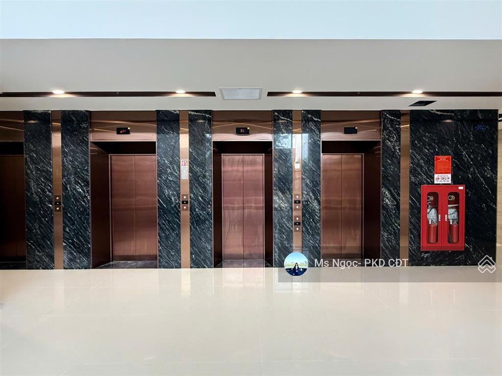 Bán căn hộ centre point 3pn góc đông nam, 103m2, nhận nhà vào ở ngay được