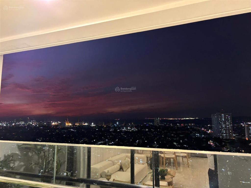 Căn hộ vung tau centre point, mặt tiền 2/9, diện tích 87m2, 2pn2wc, tầng cao. giá 4.1 tỷ
