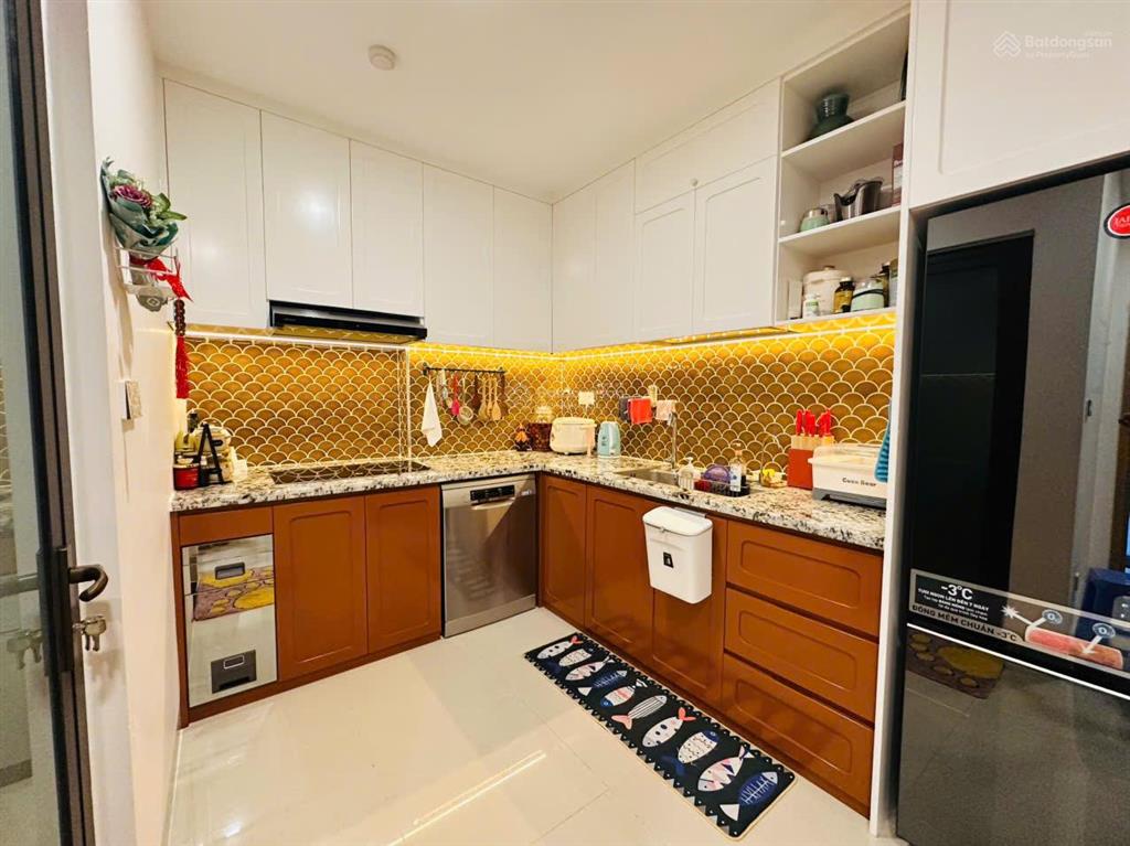 Bán căn hộ vung tau centre point, đầy đủ nội thất, 2pn2wc, giá 3,7 tỷ, hướng đông nam
