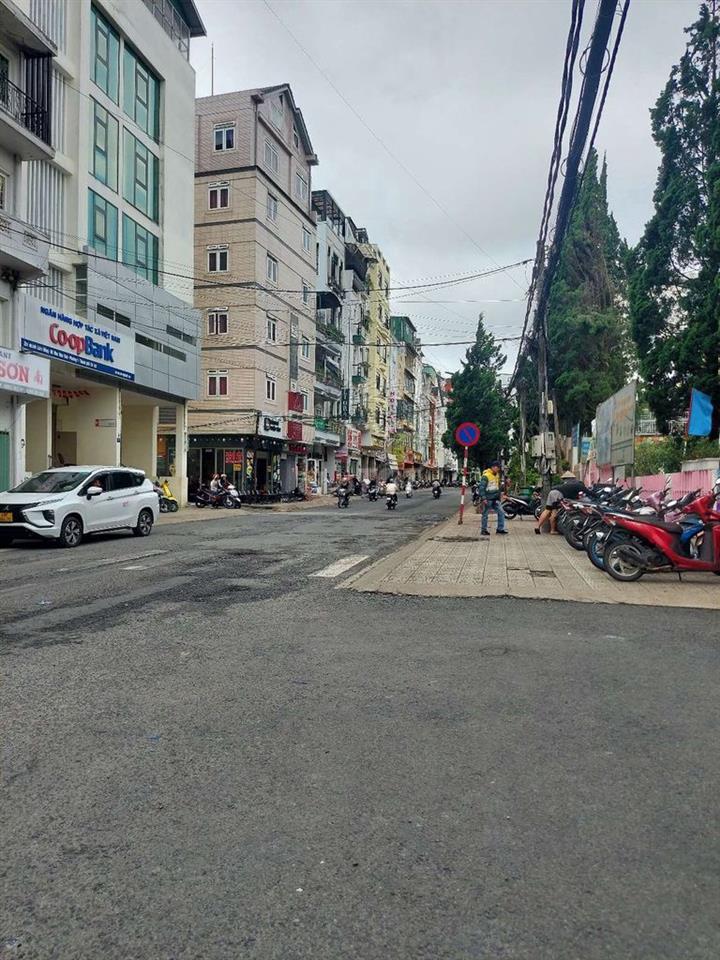 BÁN KS MẶT TIỀN ĐƯỜNG NAM KỲ KHỞI NGHĨA P1 TP ĐÀ LẠT 
