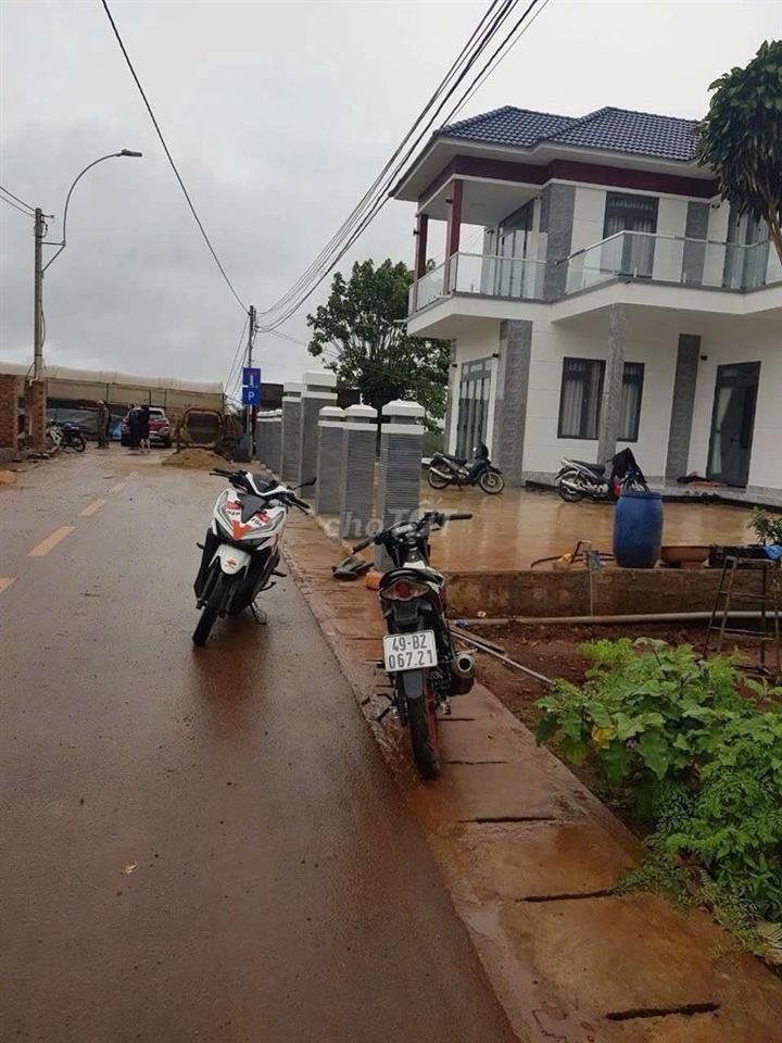 BÁN LÔ ĐẤT 2 MT SỔ HỒNG RIÊNG XD KHU QH 