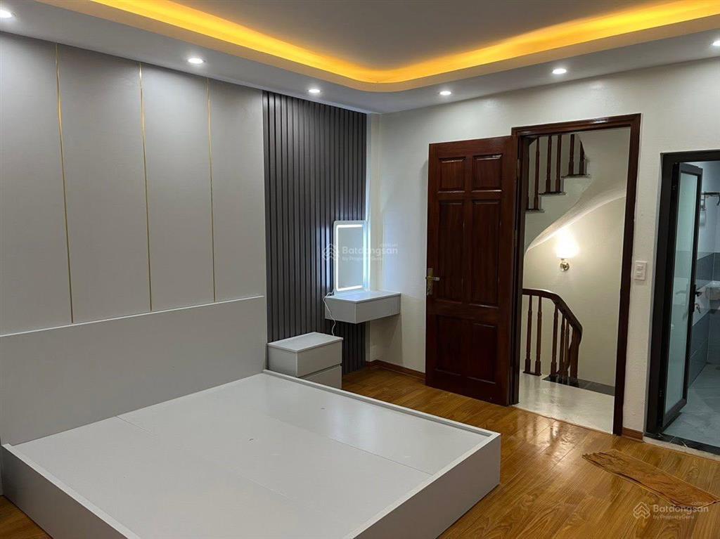 Nhà lô góc ngọc trục  đại mỗ, nam từ liêm 54m², 5 tầng, 4pn, sát 4 tuyến đường lớn, chỉ hơn 6 tỷ
