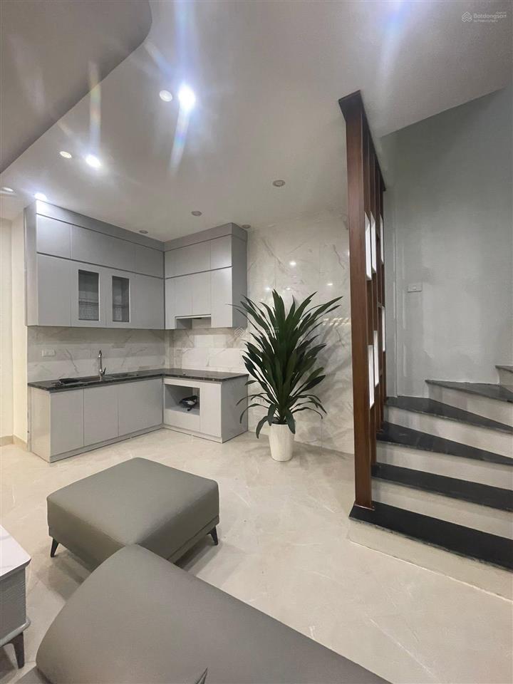 Ngã tư vạn phúc tố hữu  đại mỗ 35m2 5t, đón sóng vũ trọng khánh và 2 hồ điều hòa, hơn 6 tỷ