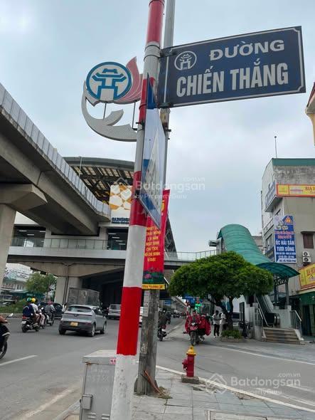 Bán căn hộ 2 phòng ngủ đường chiến thắng, văn quán, hà đông hơn 3 tỷ