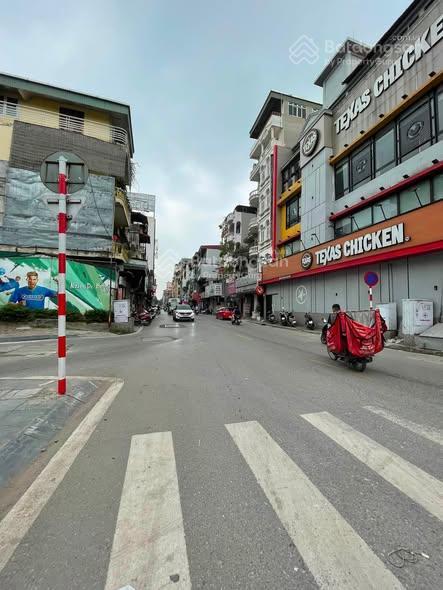 Bán căn hộ 2 phòng ngủ đường chiến thắng, văn quán, hà đông hơn 3 tỷ