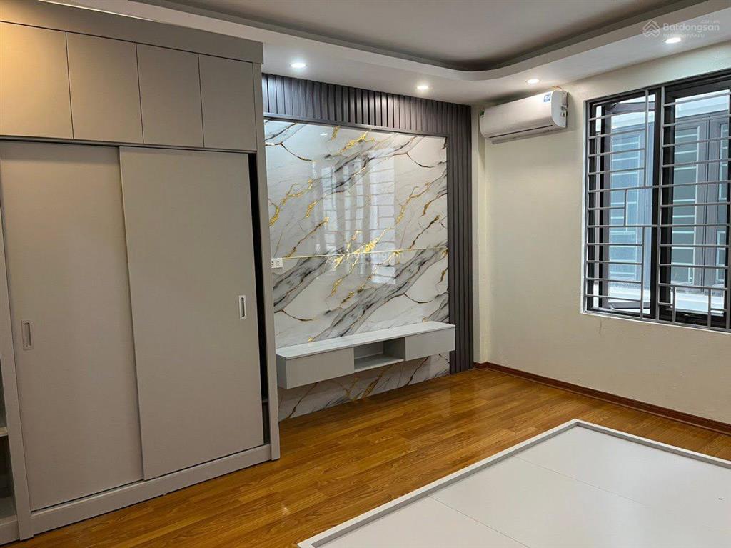 Nhà đẹp đường vũ trọng khánh  mỗ lao 35.5m2 xây 5 tầng nhà mới gần ô tô chỉ hơn 7 tỷ