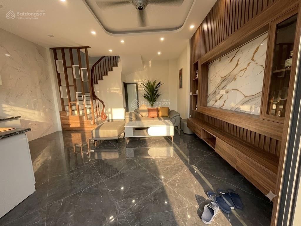Bán nhà mới đường lê văn lương phường trung văn 37m² x 5 tầng, sổ đỏ chính chủ,hơn 6 tỷ
