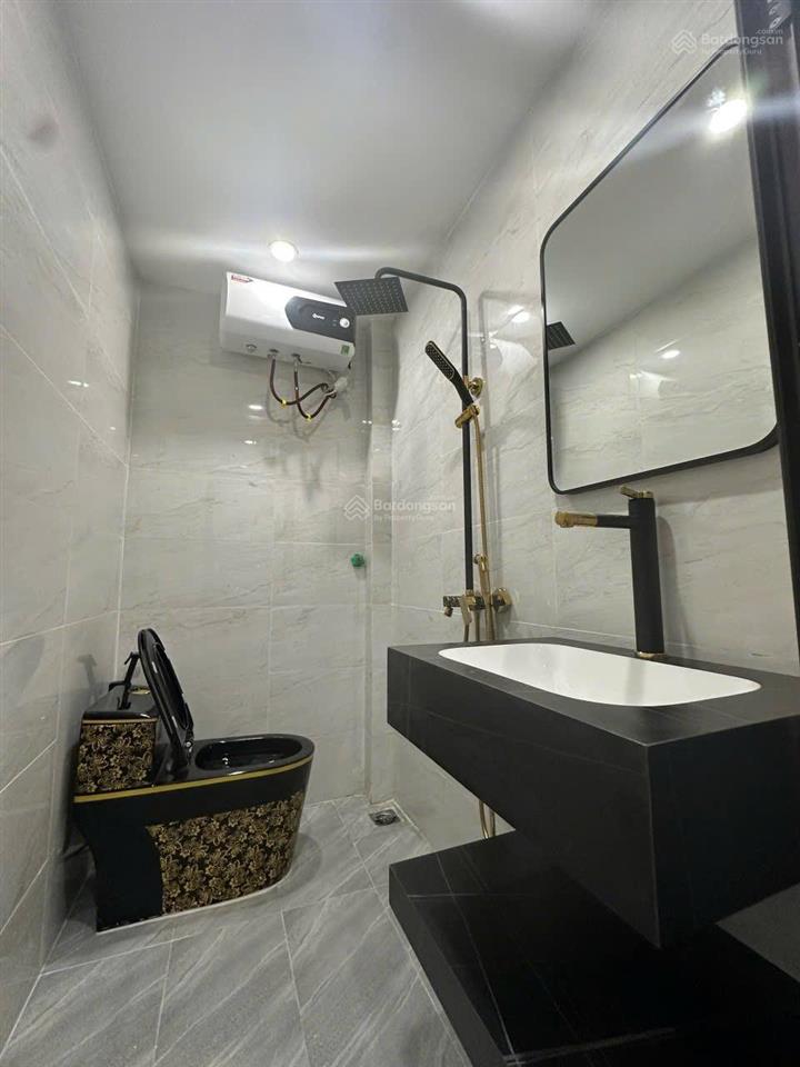 Bán nhà phân lô trần phú hà đông 51m2 5 tầng thang máy  ô tô đỗ cửa  7pn dòng tiền