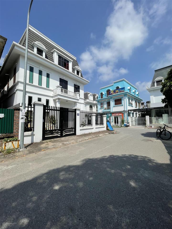 Bán liền kề mặt phố sa đôi đại mỗ 110m2 5 tầng, kinh doanh tốt