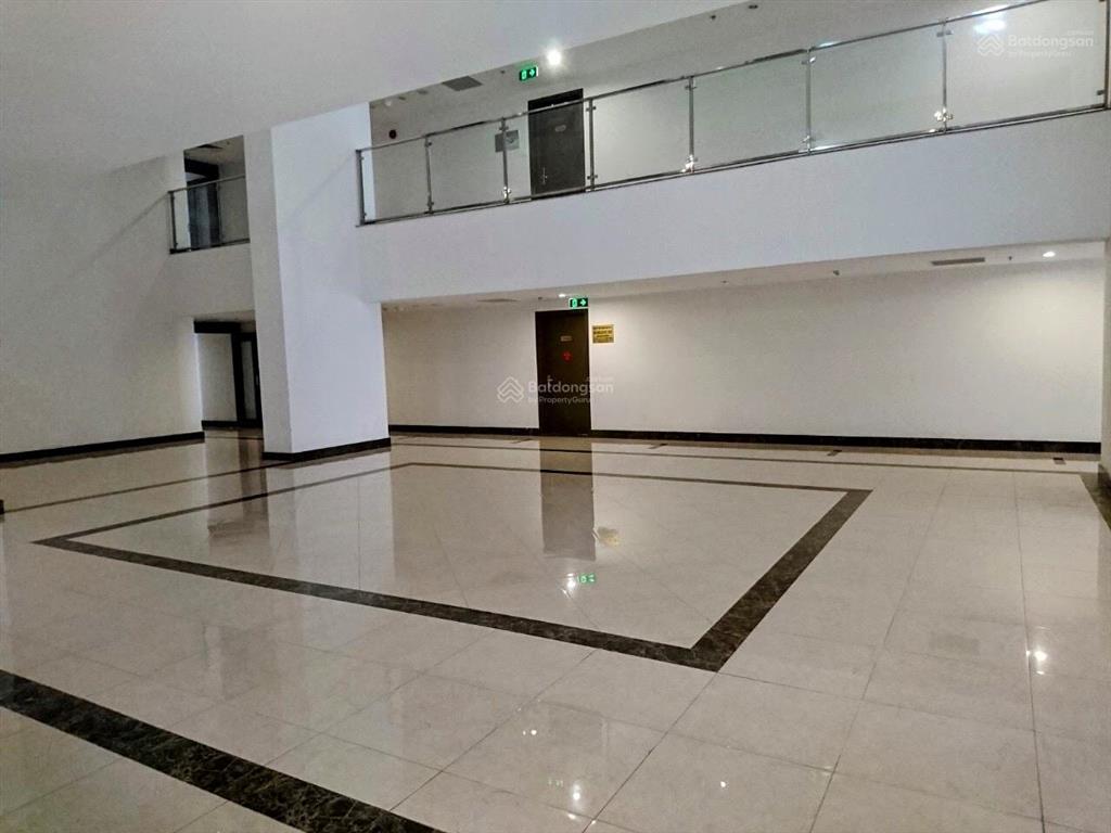 Cho thuê ch 40,8m2 vị trí đặc biệt thuận tiện ngay đại sảnh river gate q4, full nội thất sang đẹp