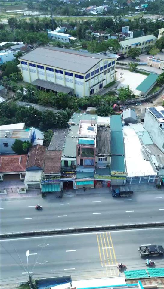 Căn nhà mặt tiền đường phạm văn đồng thị trấn châu ổ chỉ 4.2 tỷ