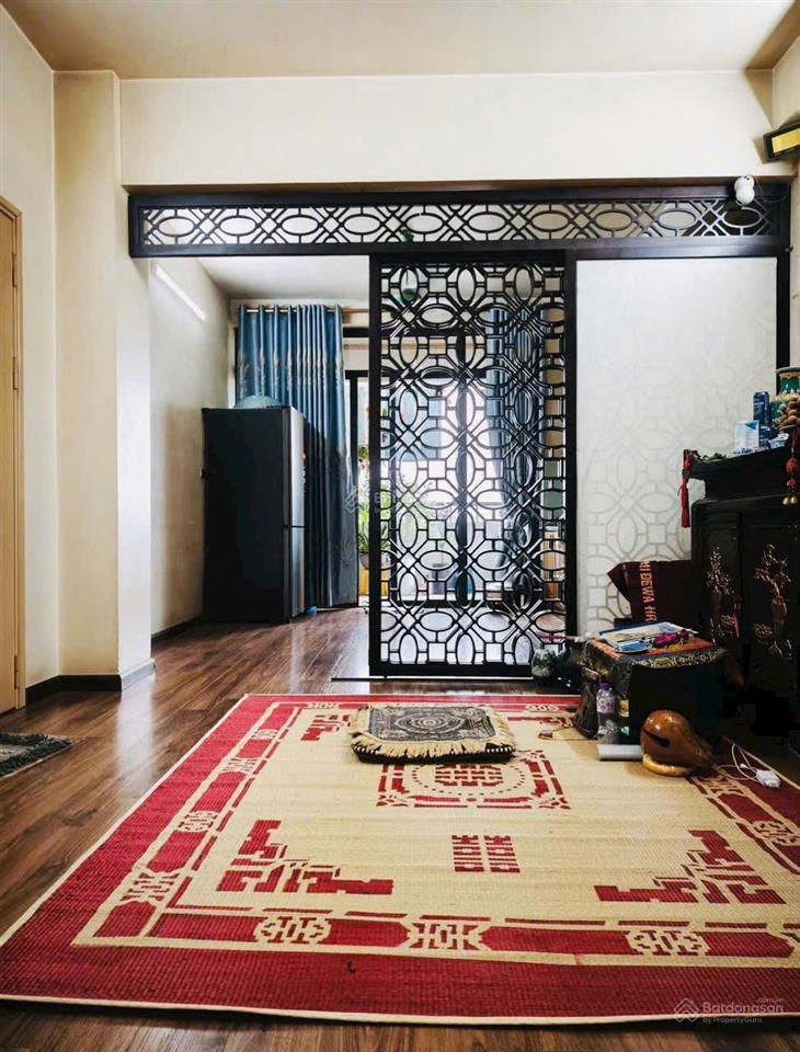 Chính chủ cần bán gấp căn hộ 73m tại việt hưng