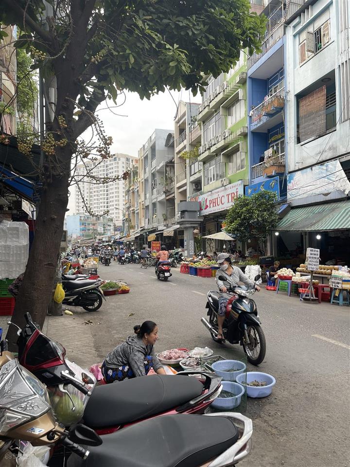 Bán nhà mặt tiền 33 tân sơn hòa phường 2 quận tân bình  0968 111 ***