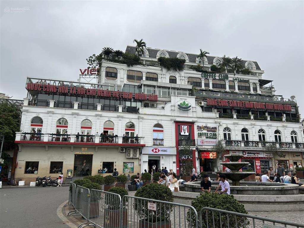 Vị trí vàng lõi phố cổ rooftop làm nhà hàng, cafe, gym, beer club diện tích 300m² sàn thông