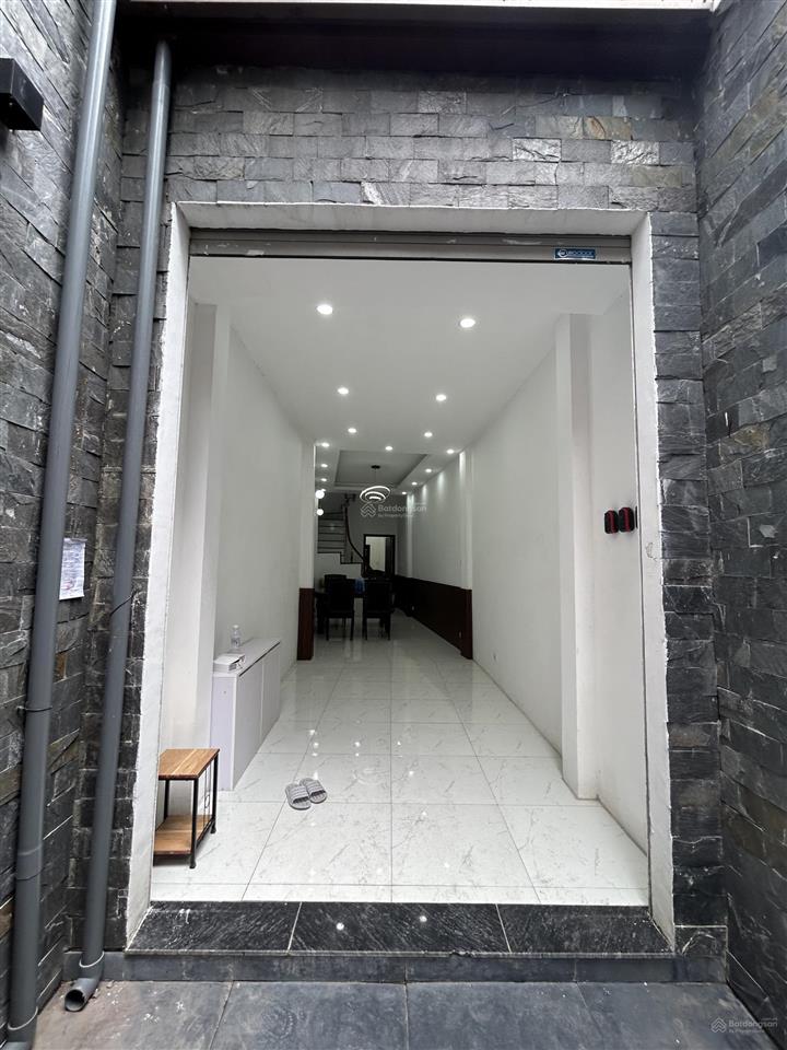 Nhà mình không ở cho thuê căn nhà ngõ tô hoàng 60m2, 3 tầng, 3 ngủ, 3 vệ sinh