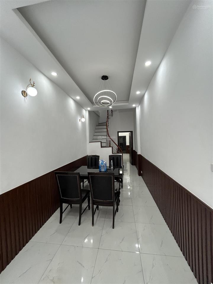 Nhà mình không ở cho thuê căn nhà ngõ tô hoàng 60m2, 3 tầng, 3 ngủ, 3 vệ sinh