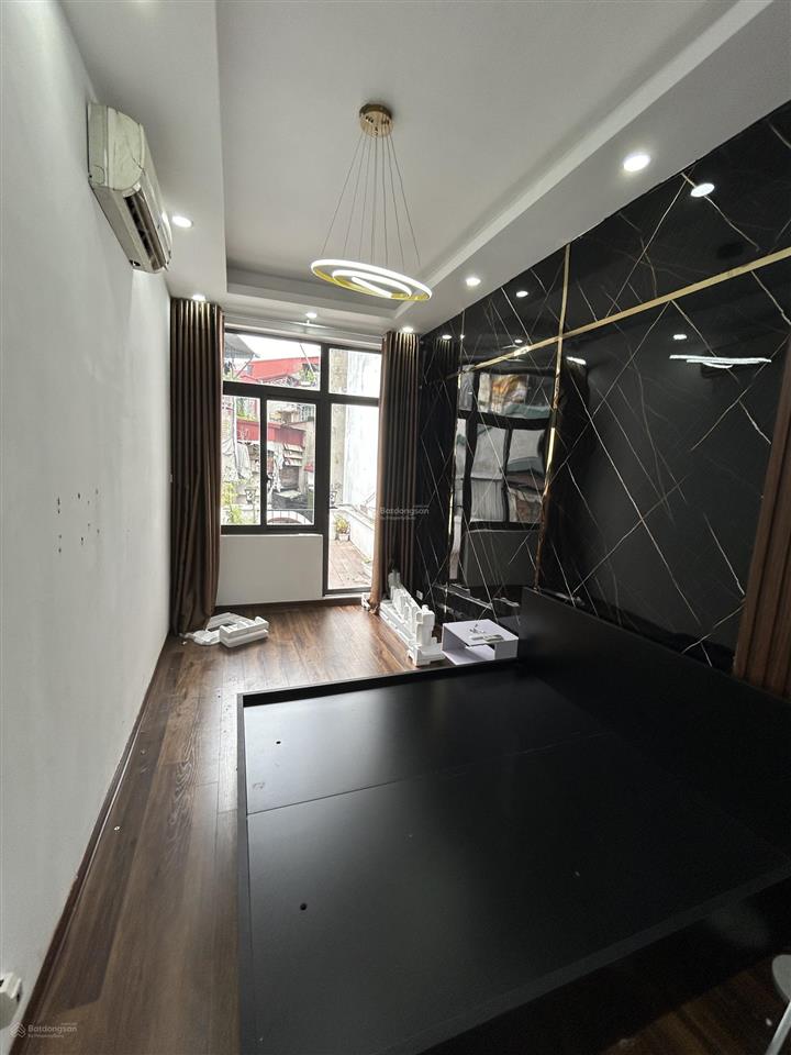 Nhà mình không ở cho thuê căn nhà ngõ tô hoàng 60m2, 3 tầng, 3 ngủ, 3 vệ sinh